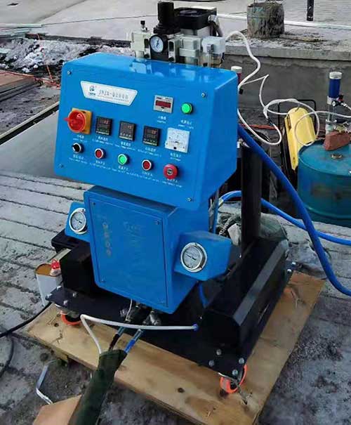 專業聚氨酯噴涂保溫施工方案(圖2) Q2600專業聚氨酯保溫噴涂機
