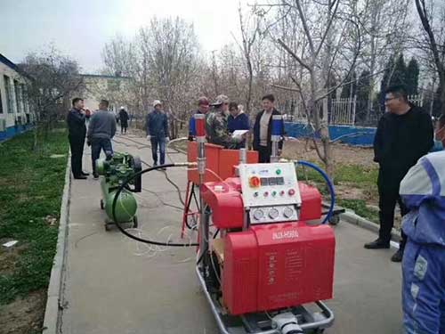 糧庫聚氨酯噴涂保溫低溫隔熱(圖2) H5600聚氨酯聚脲兩用噴涂機