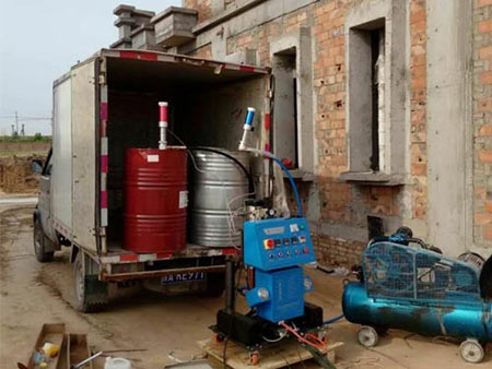 聚氨酯噴涂外墻保溫(圖2) Q2600聚氨酯噴涂機外墻保溫