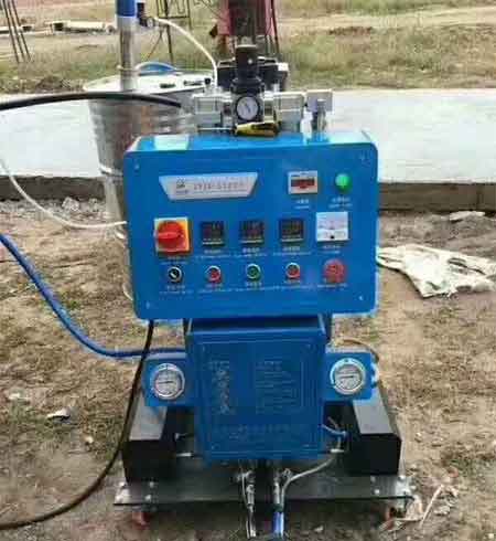 聚氨酯噴涂發泡機多少錢能買一臺(圖2) Q2600聚氨酯噴涂發泡機