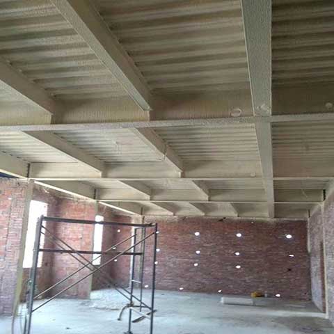 硬質泡沫聚氨酯噴涂機(圖1) 冷庫硬質泡沫聚氨酯噴涂施工