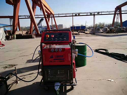 聚氨酯發泡填充 物品包裝箱體填充現場發泡(圖2) H5800聚氨酯發泡機