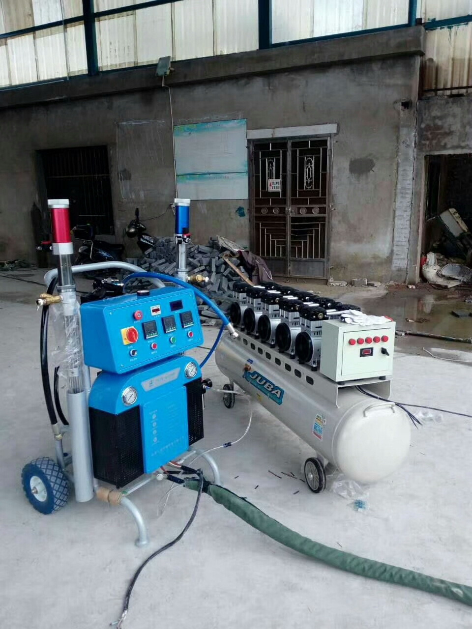 噴涂聚脲涂料(圖1) 噴涂聚脲材料防腐施工案例